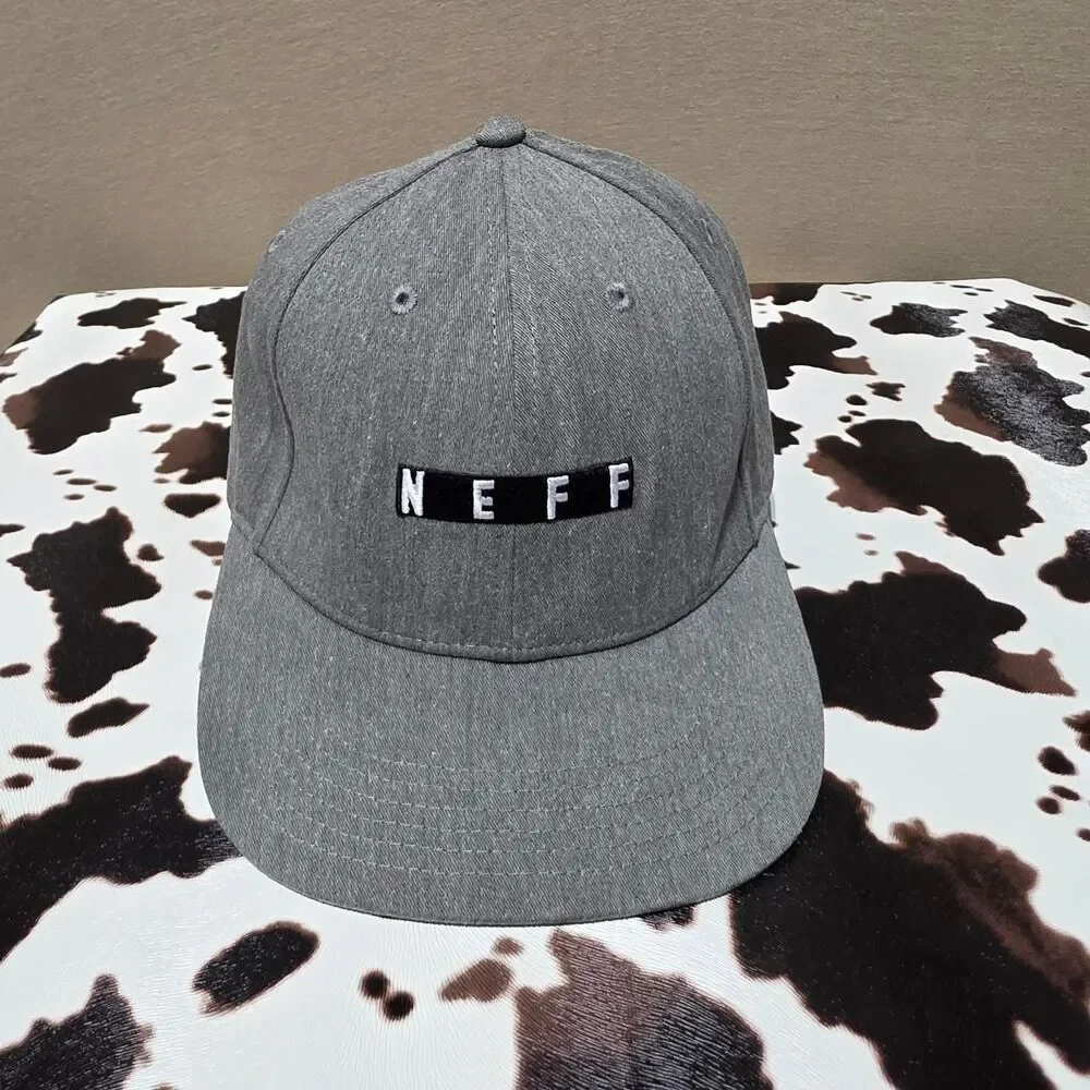 Neff men's snapback hat heather gray with black & white logo